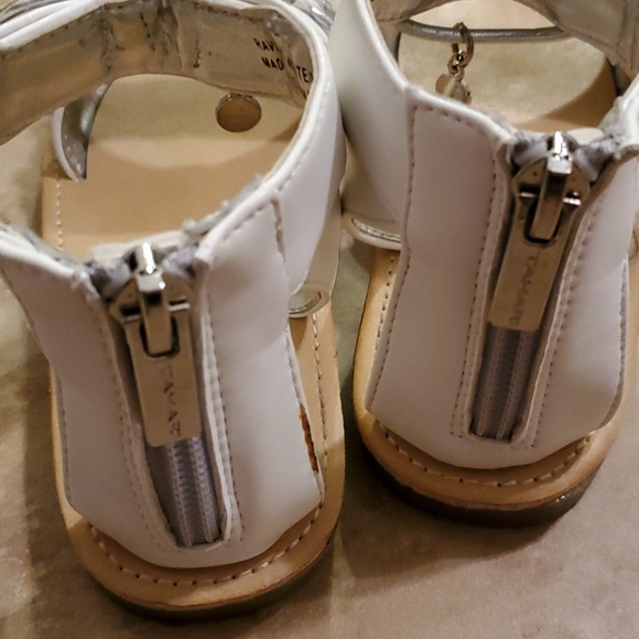 Toddler Sandals - Picture 2 of 5